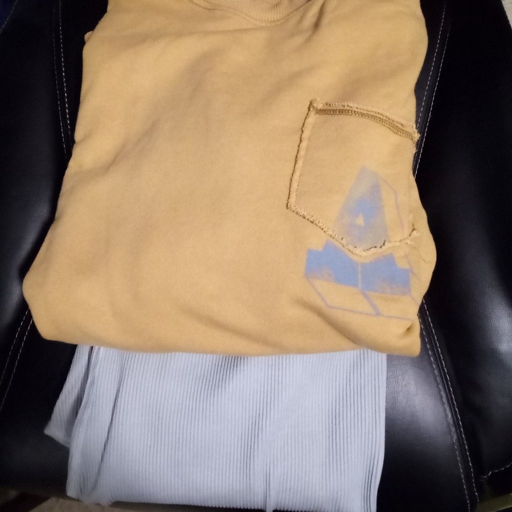 Aerie Sweatshirts and leggings  2 sets size L/XL